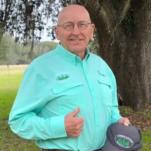 Land Listing Agent Photo