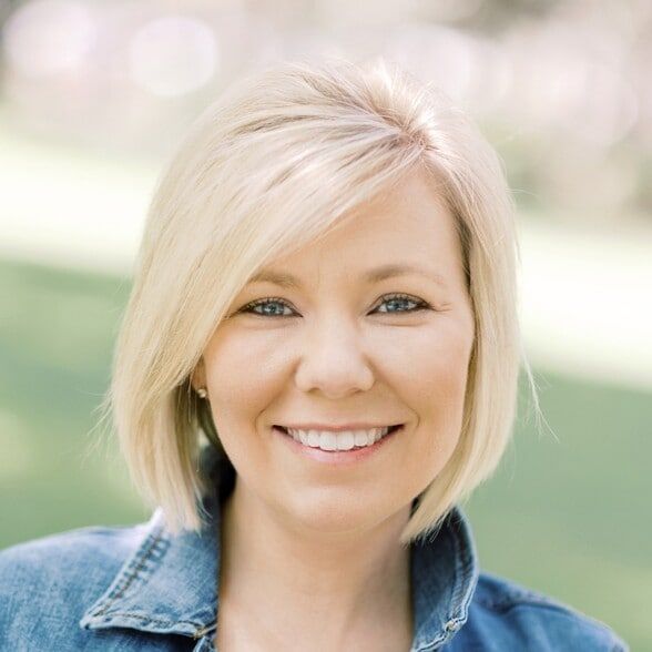 Land Listing Agent Photo