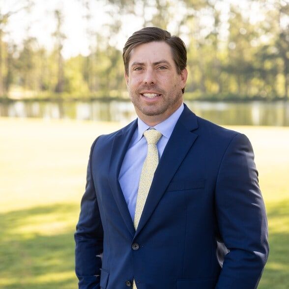 Land Listing Agent Photo