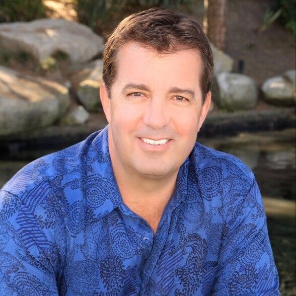 Land Listing Agent Photo