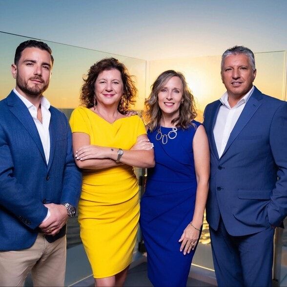 Land Listing Agent Photo