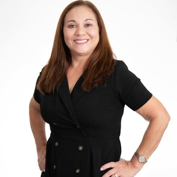 Land Listing Agent Photo