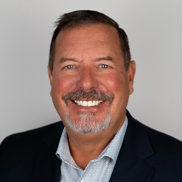 Land Listing Agent Photo