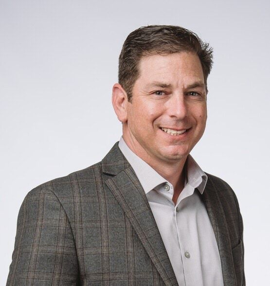 Land Listing Agent Photo