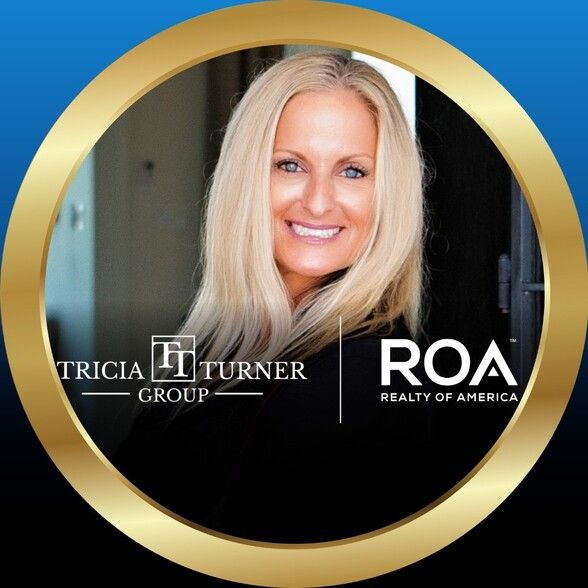 Land Listing Agent Photo