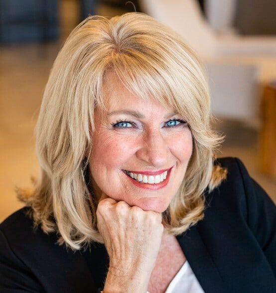 Land Listing Agent Photo