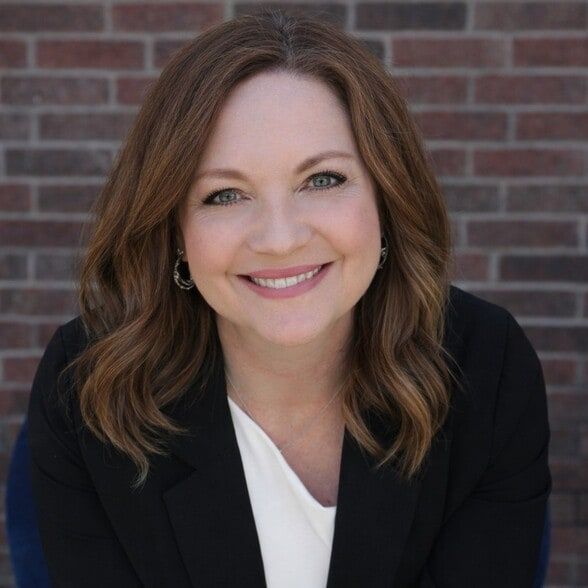 Land Listing Agent Photo