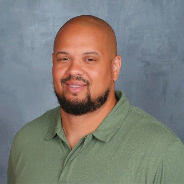 Land Listing Agent Photo