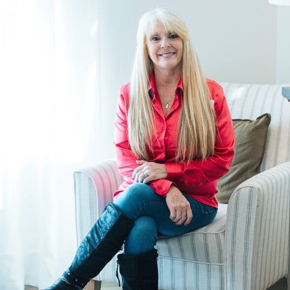 Land Listing Agent Photo