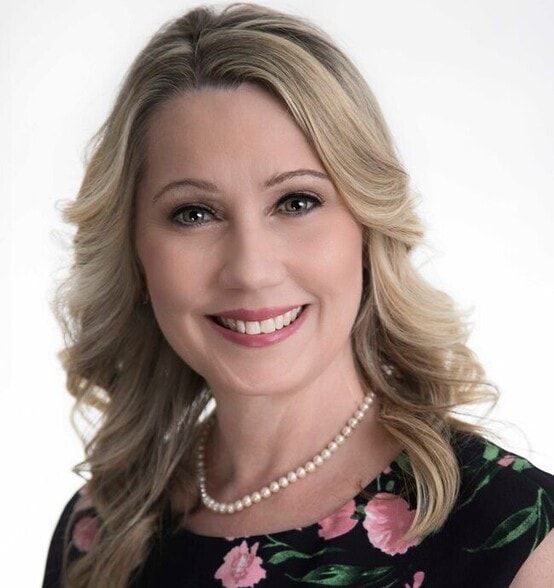 Land Listing Agent Photo