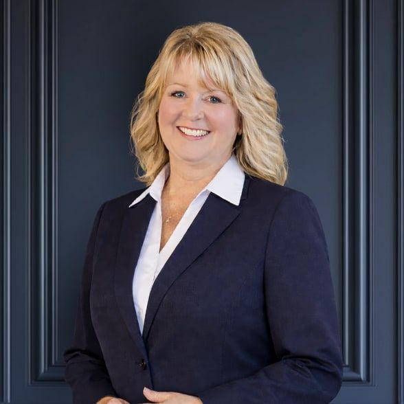 Land Listing Agent Photo