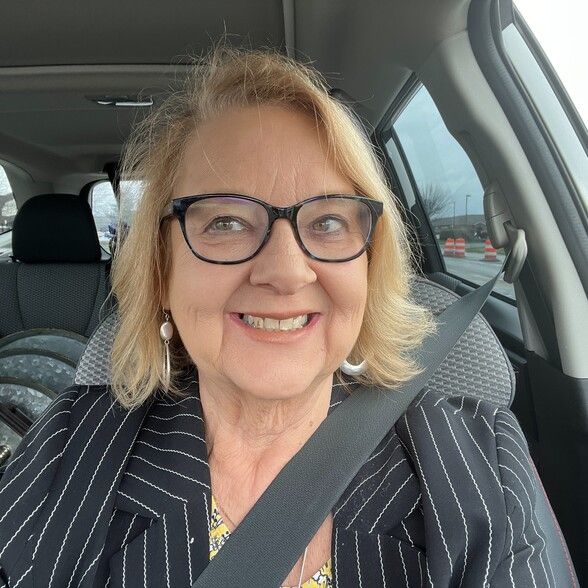 Land Listing Agent Photo