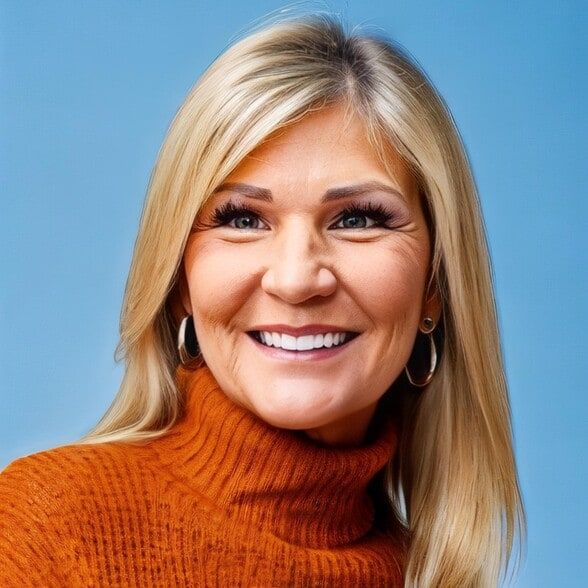 Land Listing Agent Photo