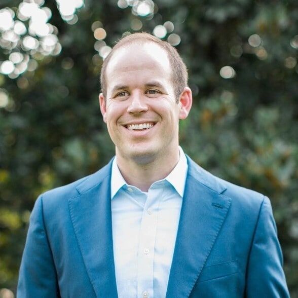 Land Listing Agent Photo