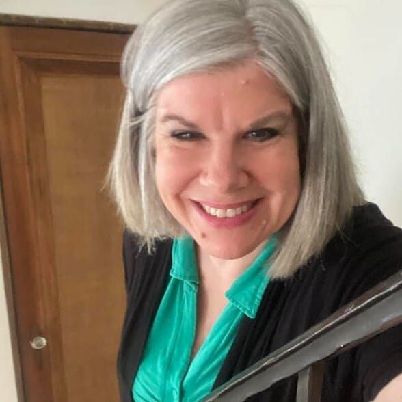 Land Listing Agent Photo