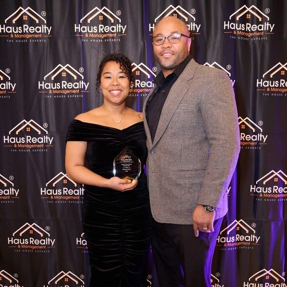 Land Listing Agent Photo