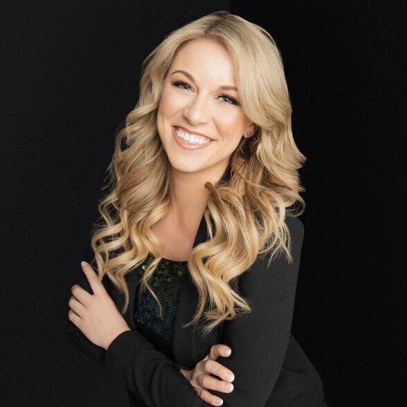 Land Listing Agent Photo