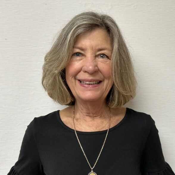 Land Listing Agent Photo