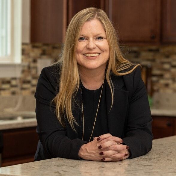 Land Listing Agent Photo