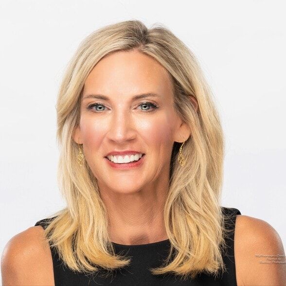 Land Listing Agent Photo