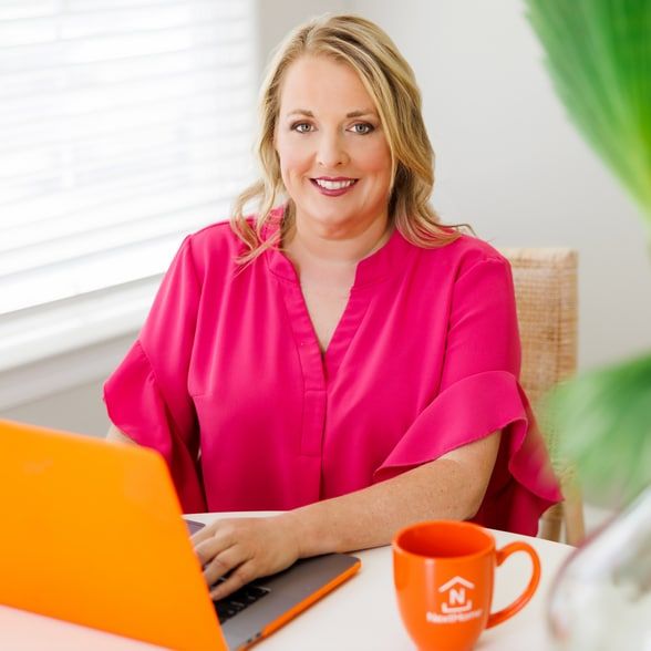 Land Listing Agent Photo