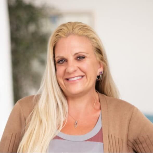 Land Listing Agent Photo