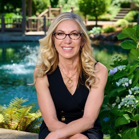 Land Listing Agent Photo