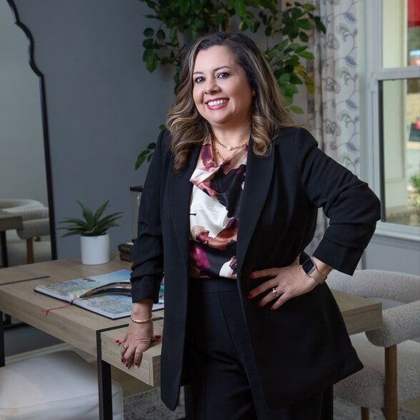 Land Listing Agent Photo