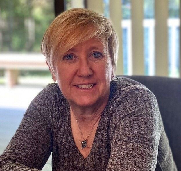 Land Listing Agent Photo