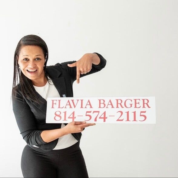 Land Listing Agent Photo