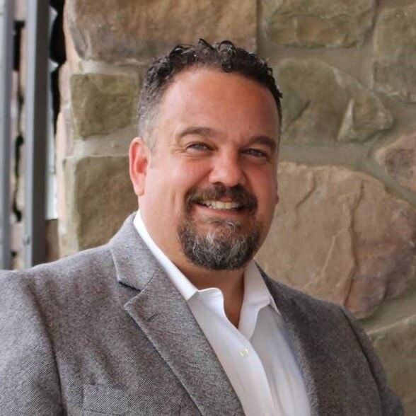 Land Listing Agent Photo