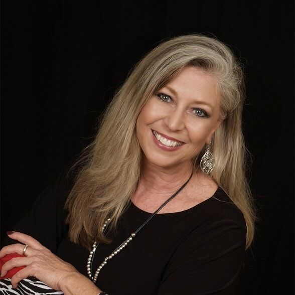 Land Listing Agent Photo