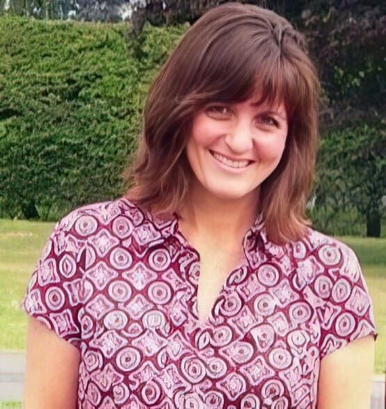 Land Listing Agent Photo