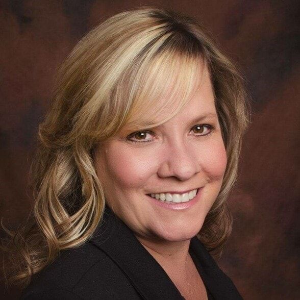 Land Listing Agent Photo