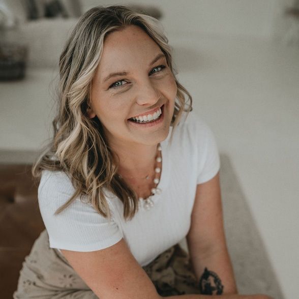 Land Listing Agent Photo