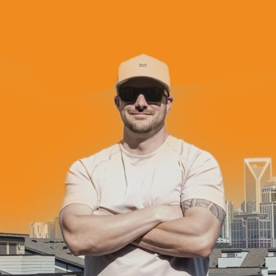 Land Listing Agent Photo