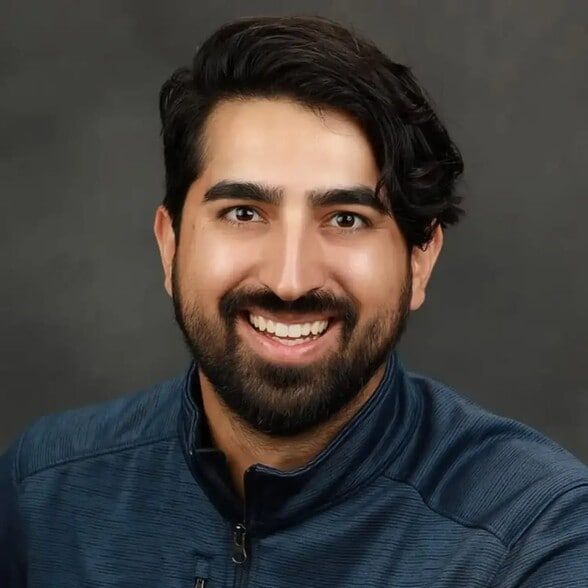 Land Listing Agent Photo