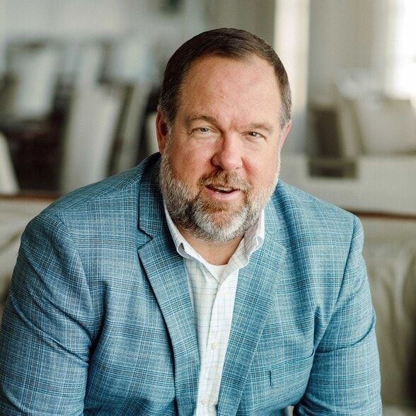 Land Listing Agent Photo