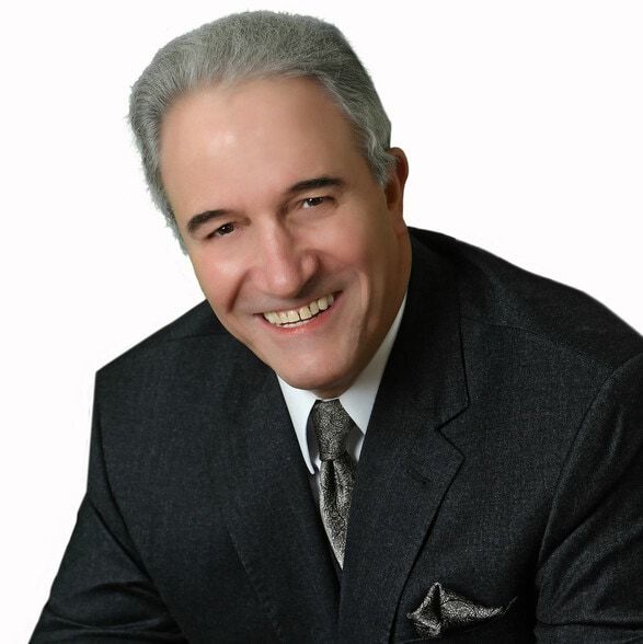 Land Listing Agent Photo