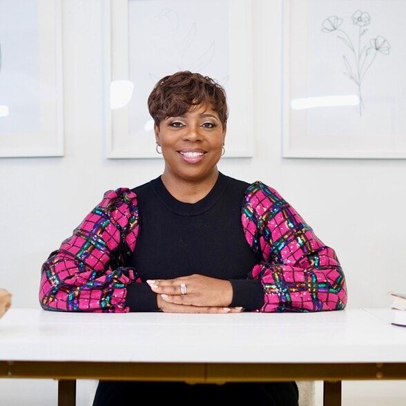 Land Listing Agent Photo