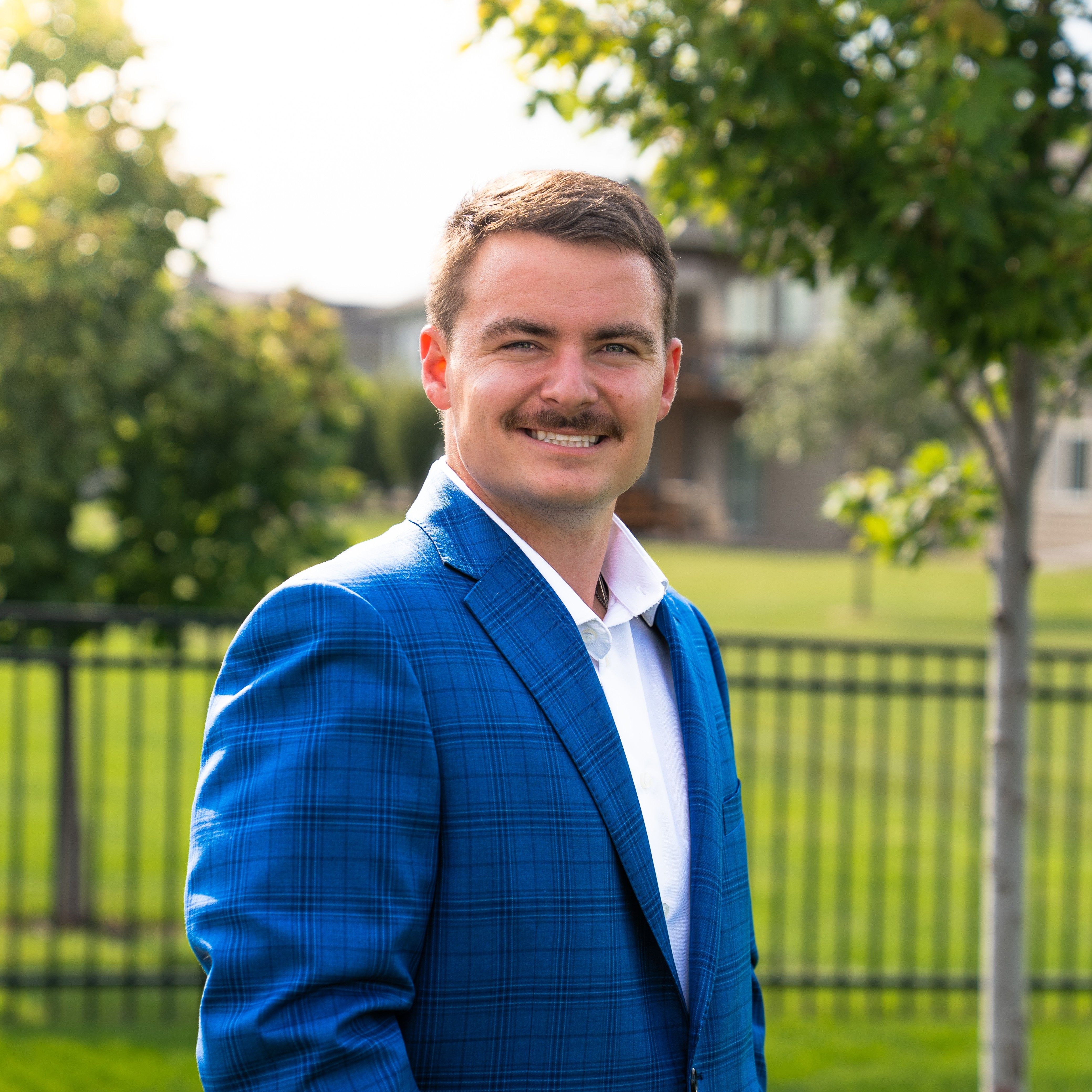 Land Listing Agent Photo