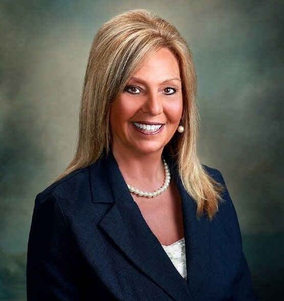 Land Listing Agent Photo