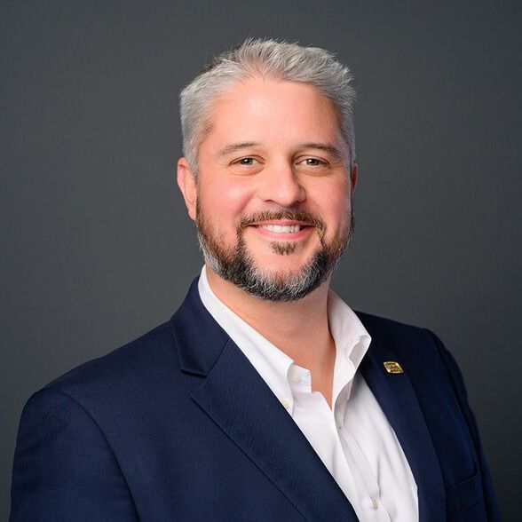 Land Listing Agent Photo