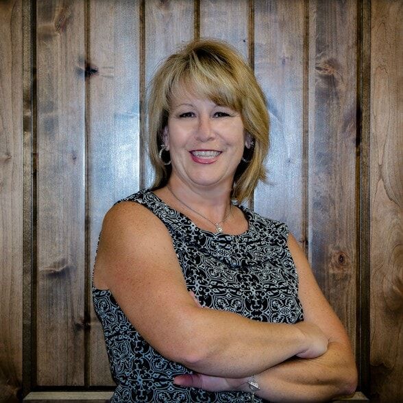 Land Listing Agent Photo