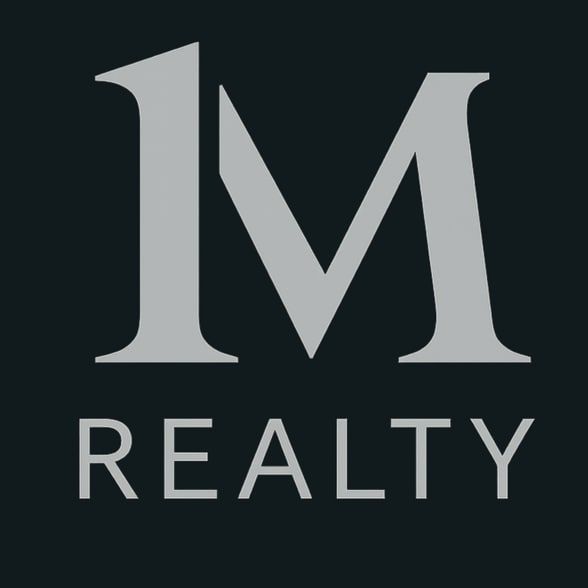 Land Listing Agent Photo