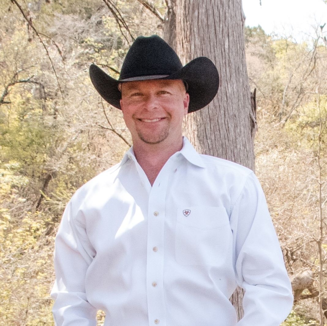 Land Listing Agent Photo