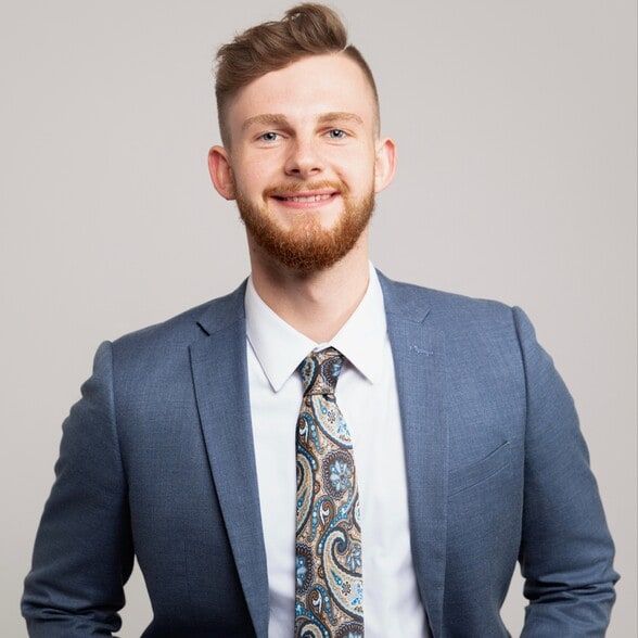 Land Listing Agent Photo