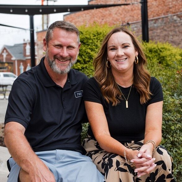 Land Listing Agent Photo