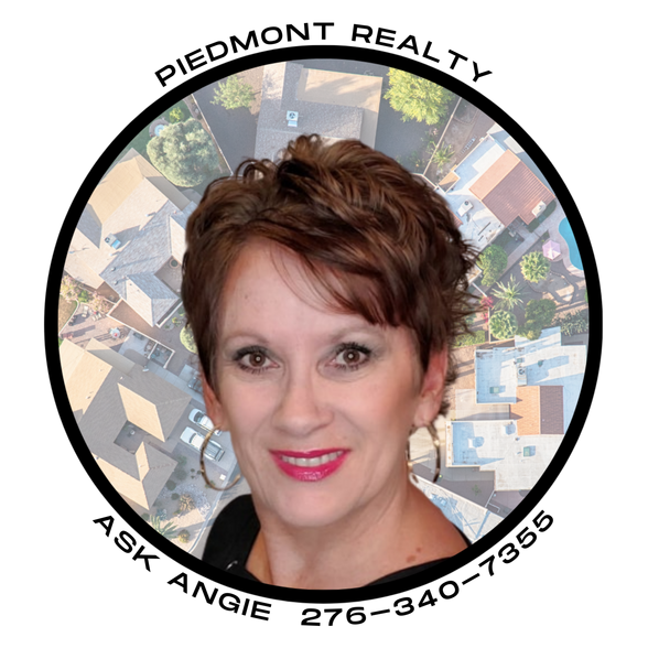 Land Listing Agent Photo