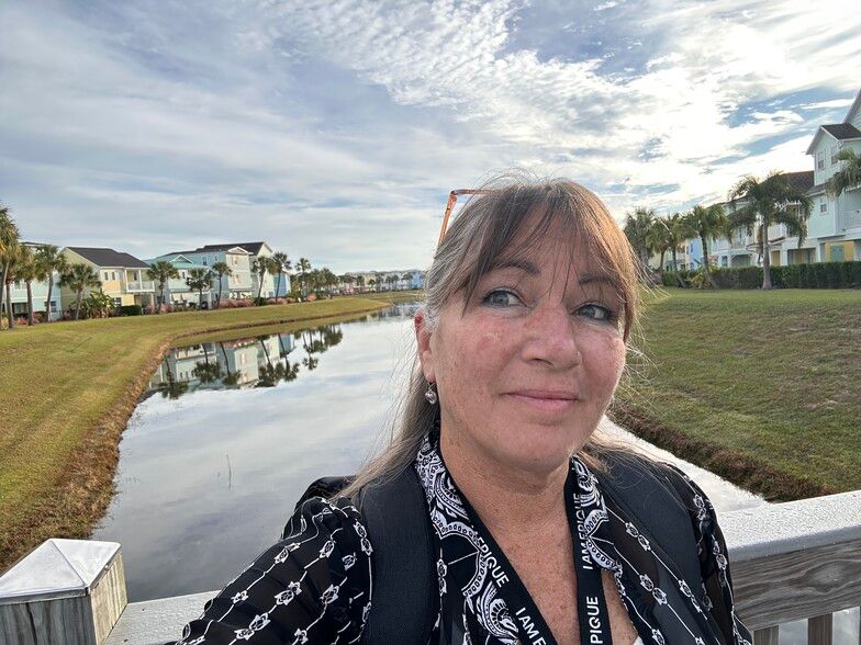 Land Listing Agent Photo